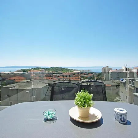 Apartment Melassy Makarska
