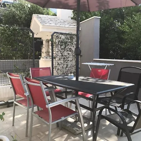 Melassy Apartament *
