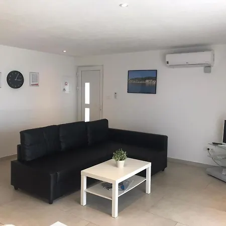 Melassy Apartament *
